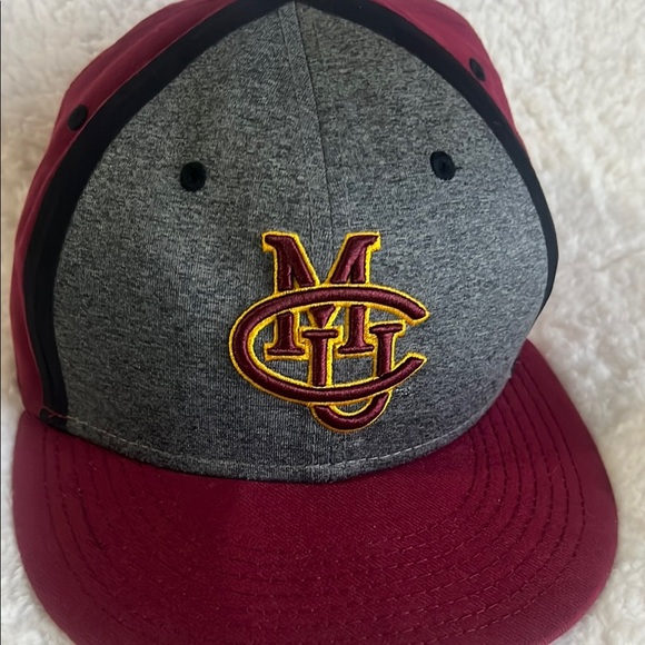 Nike Gray and‎ Red Snapback Hat - Picture 9 of 15